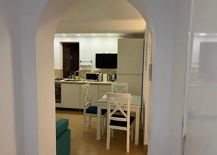 Domina The Lovely Apartment